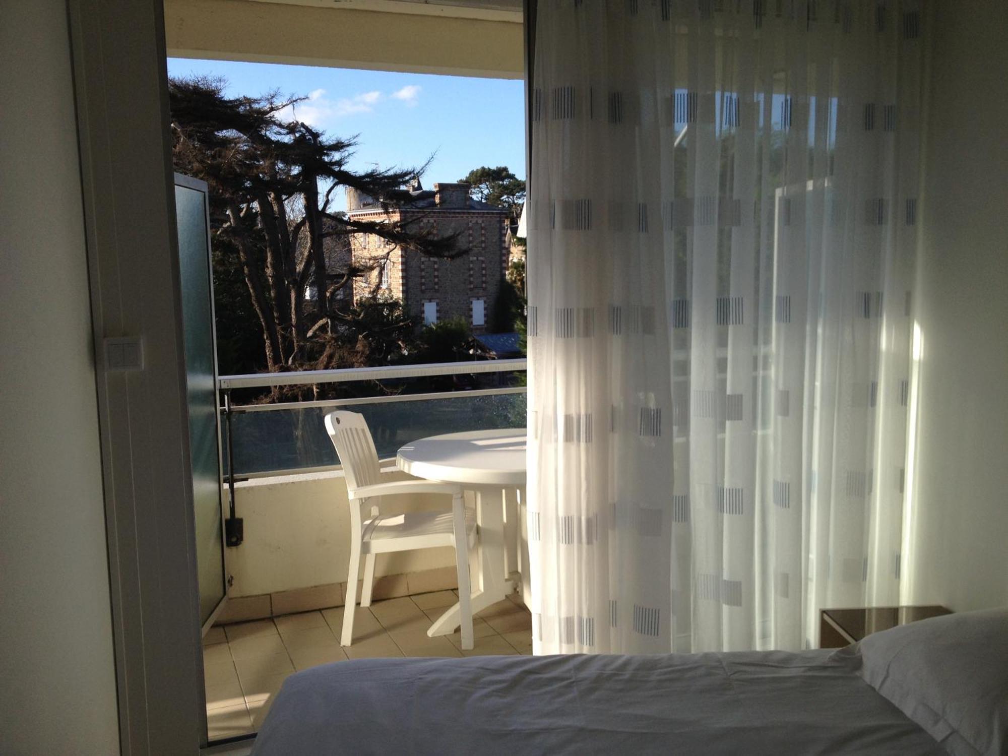 Residence Le Crystal Dinard Plage ภายนอก รูปภาพ