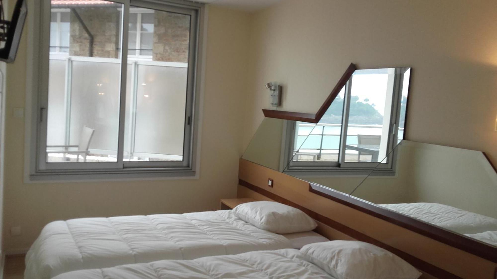 Residence Le Crystal Dinard Plage ภายนอก รูปภาพ