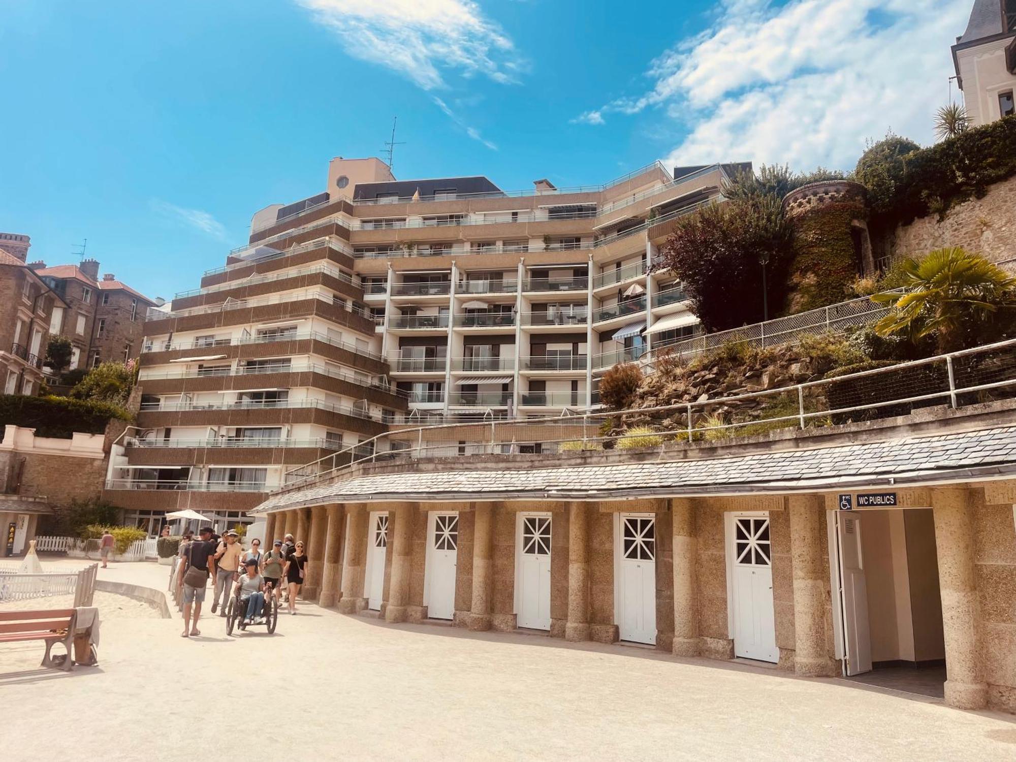 Residence Le Crystal Dinard Plage ภายนอก รูปภาพ